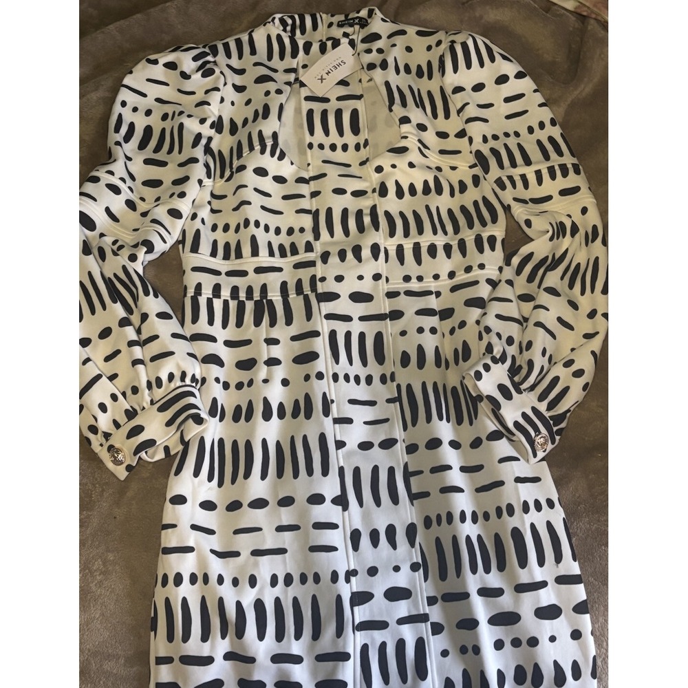 NWT SHEIN Plus Size XXL Dress 2X Spotted Dot Geometric Cutout Midi White Pencil‎